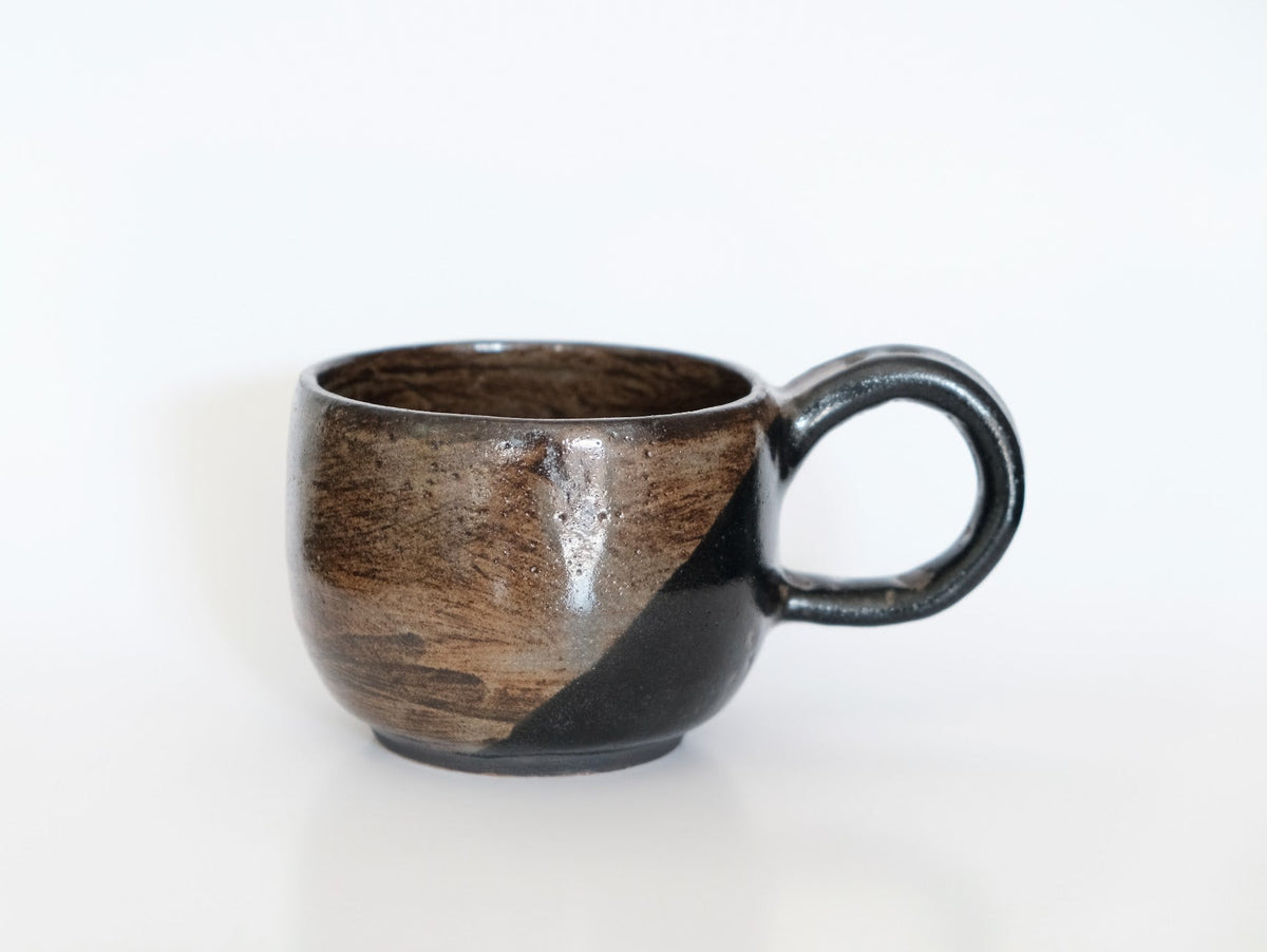 Hearth Mug in Grey & Crater Black