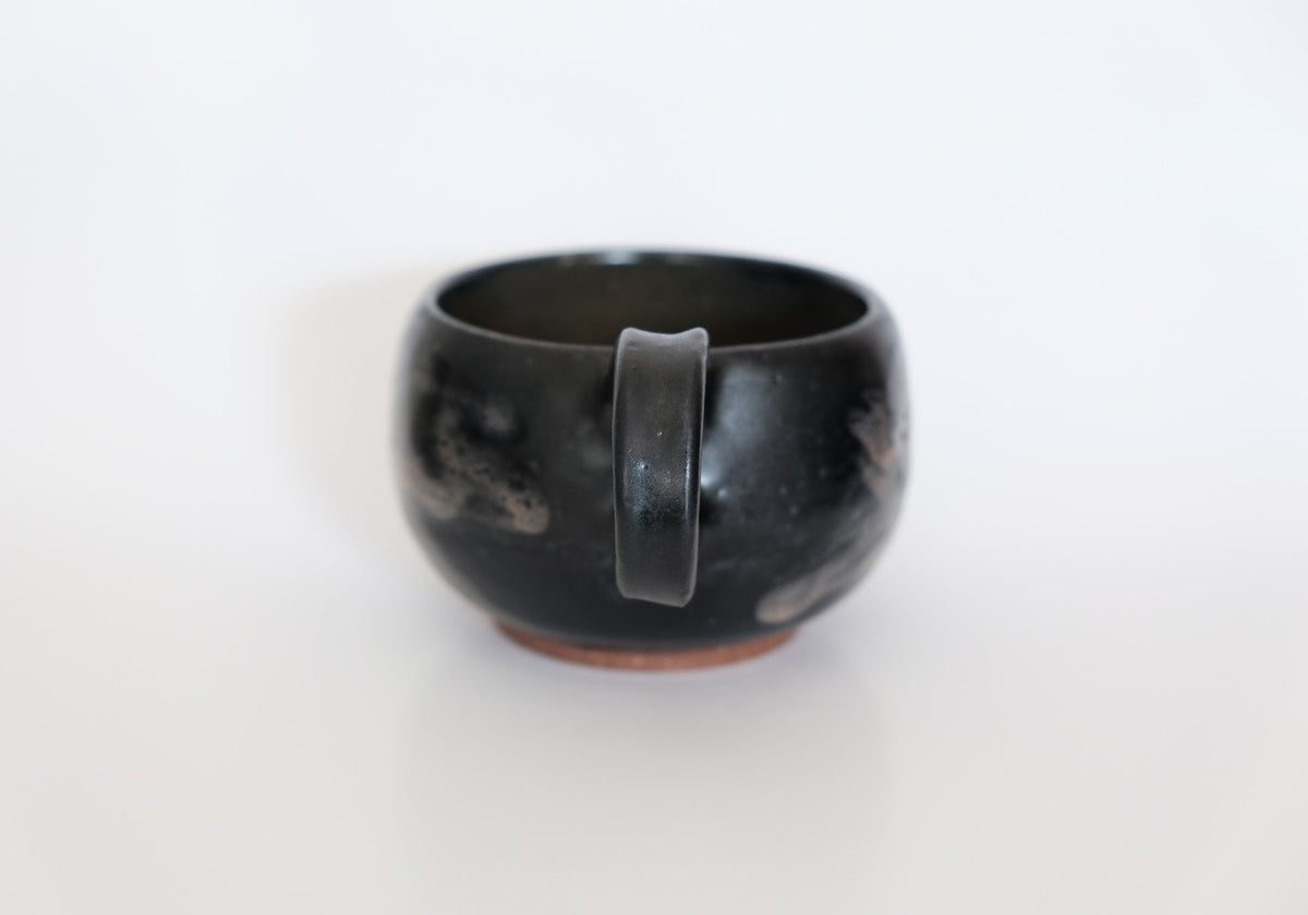 Hearth Mug in Obsidian & Iron Wash