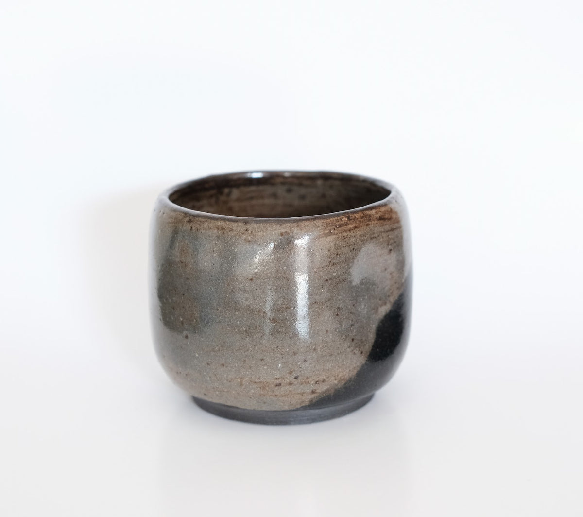 Imprinted Cup in Grey & Crater Black